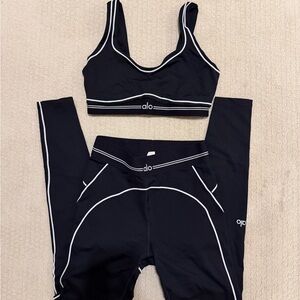 alo airbrush leggings and sports bra set